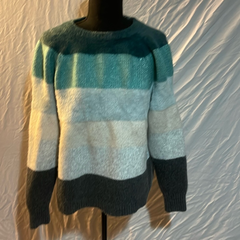 Loft sweater